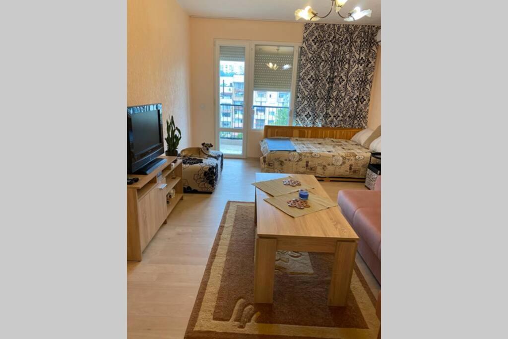 Sunny Apartment By The River Sandanski Esterno foto